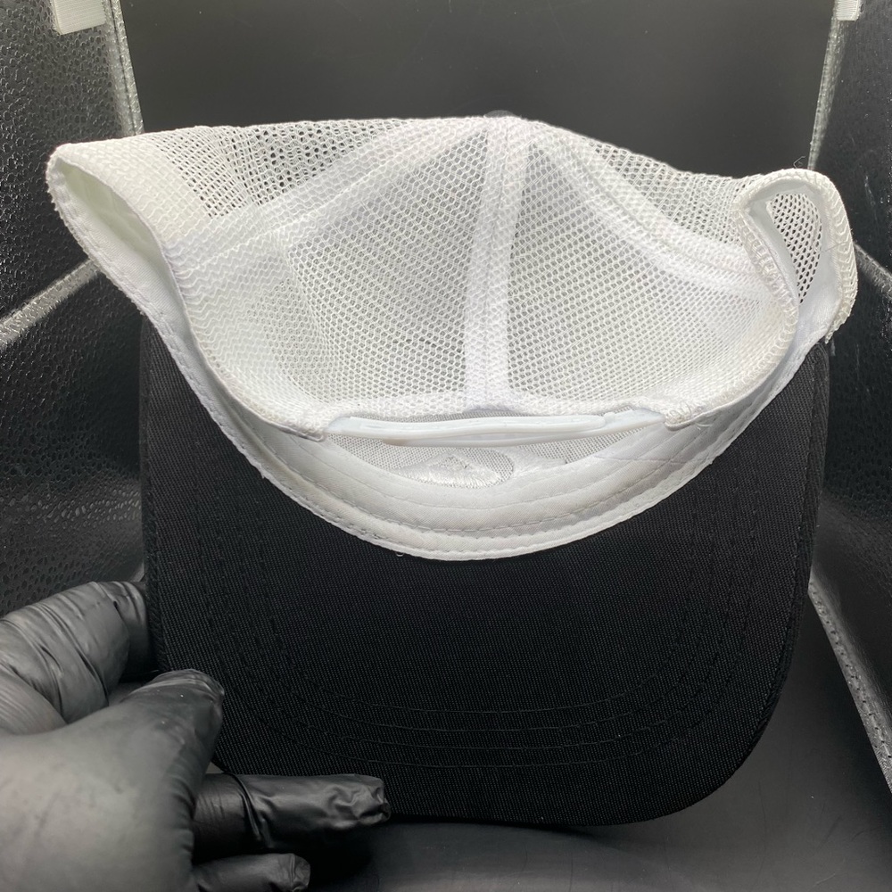 Hat - Picture 3 of 4